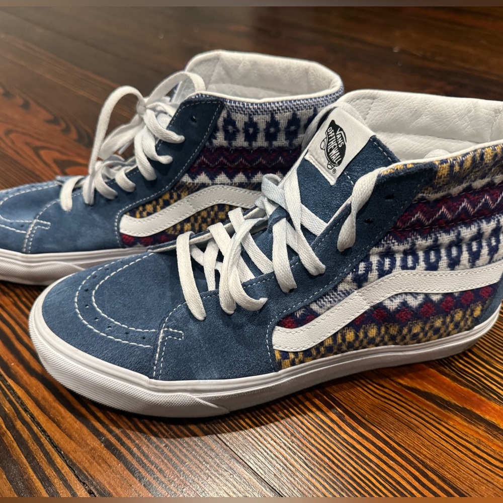 VANS Sk8-Hi Fair Isle Suede High Top Shoes, Blue Multi, M 9.5 & W 11